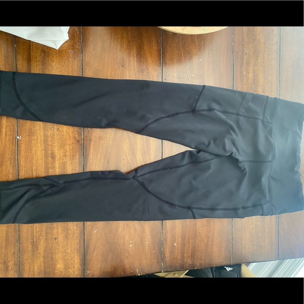 Women’s Zyia Size 4 leggings. EUC.